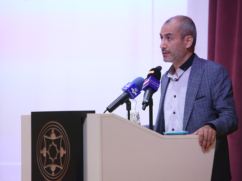 ورود به بورس | ایرانسل